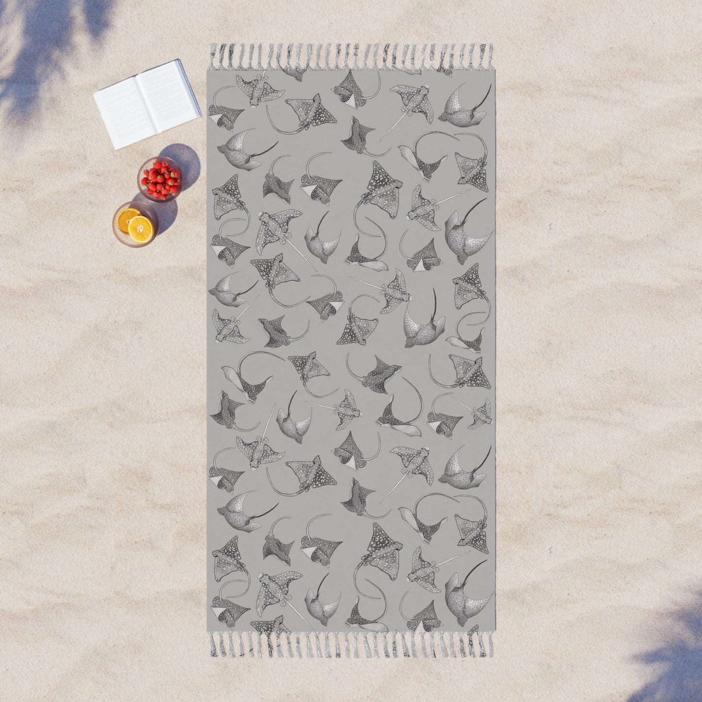 Eagle Ray - Beach Blanket - Light Grey