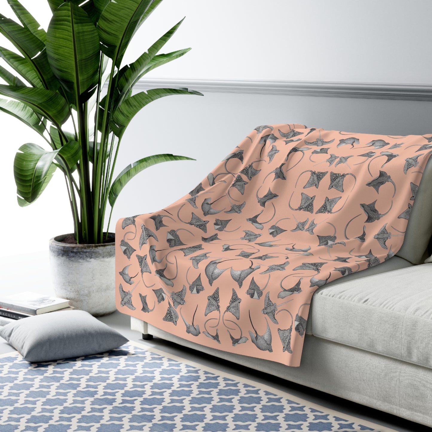 Eagle Ray - Sherpa Fleece Blanket - Bermuda Sand