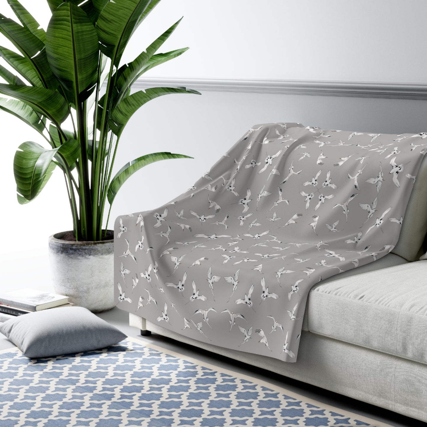 Longtails - Sherpa Fleece Blanket - Light Grey